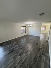 871 Via La Venta in San Marcos, CA - Building Photo - Building Photo