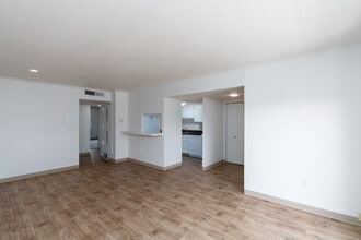 Kendall Crossing in Natick, MA - Foto de edificio - Interior Photo