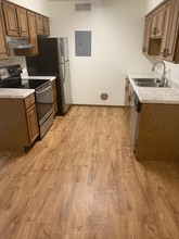 Westgate Apartments in Cedar Rapids, IA - Building Photo - Building Photo