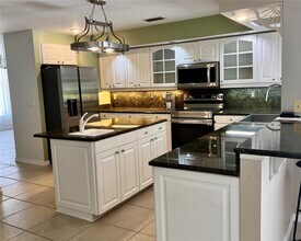 4551 San Siro Dr in Sarasota, FL - Building Photo - Building Photo