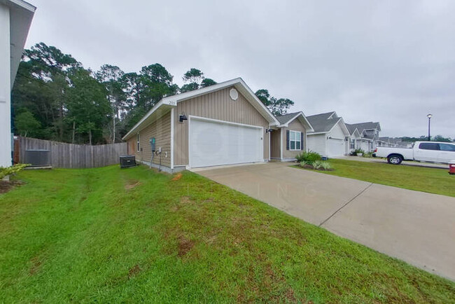 285 Monarch Ln in Pensacola, FL - Building Photo - Building Photo