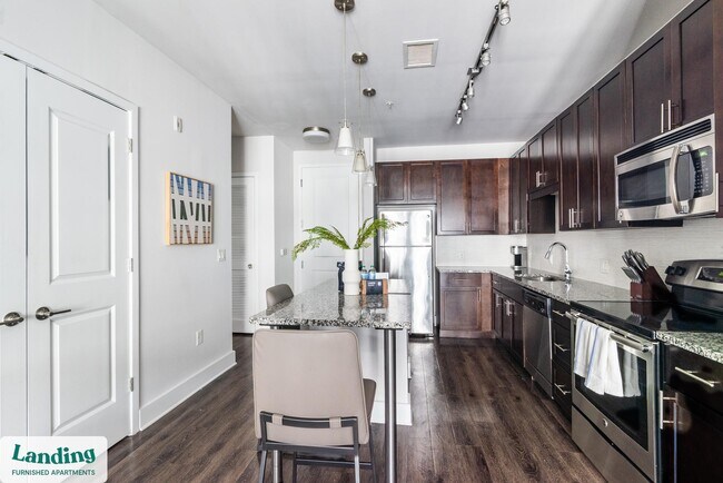 480 N Orange Ave, Unit 513.1411636 in Orlando, FL - Building Photo - Building Photo