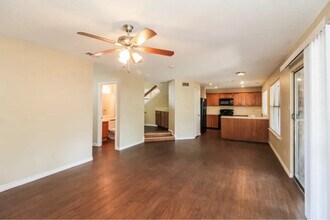 2119 Cold Springs Dr in Arlington, TX - Building Photo - Building Photo