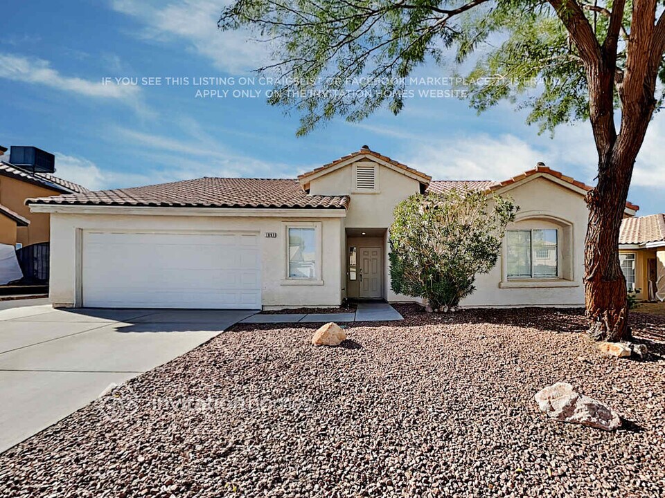 1897 Longmeadow St in Henderson, NV - Building Photo