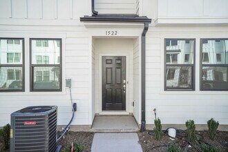 1522 Crescent Townes Wy in Raleigh, NC - Building Photo - Building Photo