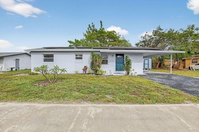 291 NW 7th Ct in Deerfield Beach, FL - Building Photo - Building Photo