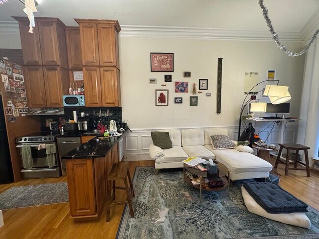 163 Beacon St, Unit 3 in Boston, MA - Foto de edificio - Building Photo