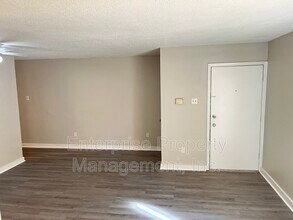 1355 Garden Rd in Memphis, TN - Building Photo - Building Photo