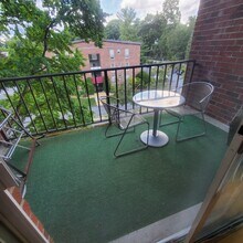50 Broadlawn Park in Boston College, MA - Building Photo - Building Photo