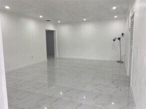 13335 NW 19th Ave in Miami, FL - Building Photo - Building Photo