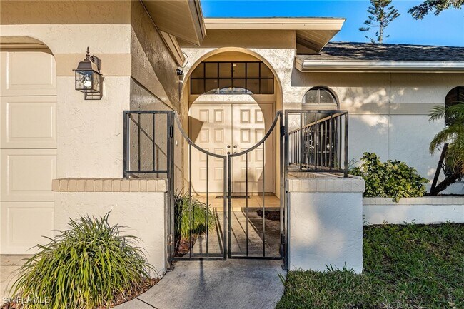 property at 3307 Santa Barbara Blvd