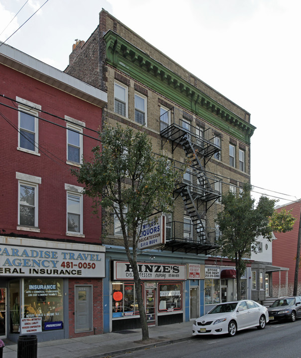 531-533 Harrison Ave in Harrison, NJ - Building Photo