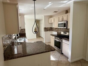 1838 Glenwood Rd in Glendale, CA - Building Photo - Building Photo