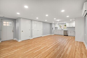 44 Linden St in Passaic, NJ - Building Photo - Building Photo