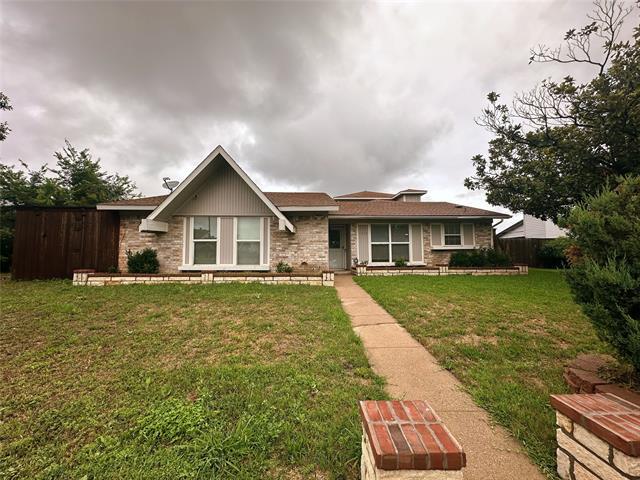 property at 1817 Andover Dr