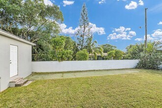 916 31st St in West Palm Beach, FL - Building Photo - Building Photo