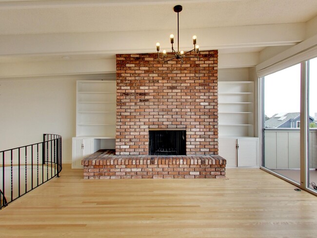 property at 20 Flint St