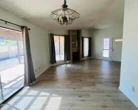 12234 S Shoshoni Dr in Phoenix, AZ - Building Photo - Building Photo