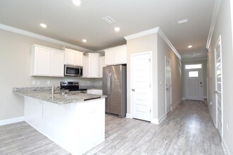 310 S F St in Pensacola, FL - Building Photo - Building Photo