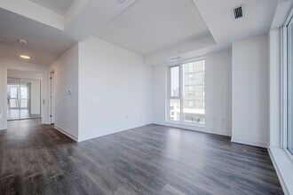 130-130 River St in Toronto, ON - Building Photo - Building Photo