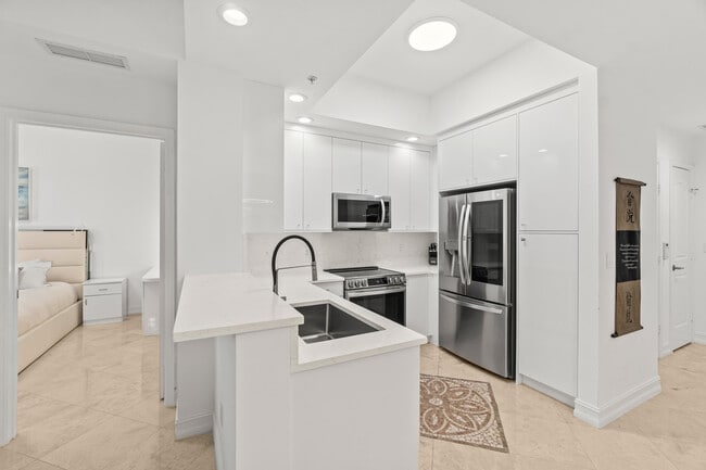 property at 701 S Olive Ave