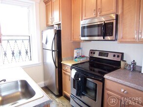 65 Park Dr in Boston, MA - Building Photo - Building Photo