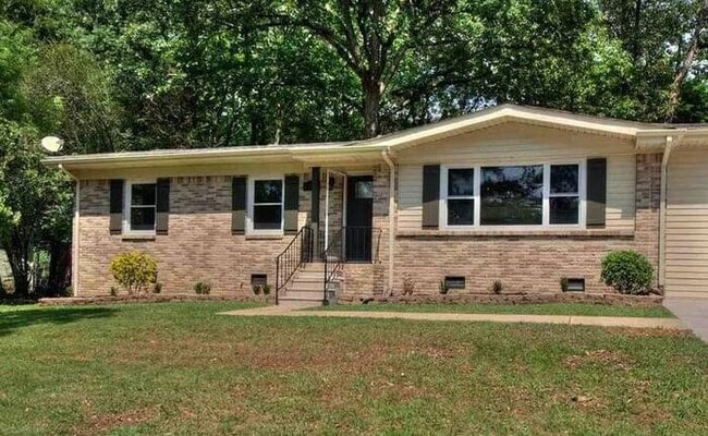 property at 12005 Greenleaf Dr SE