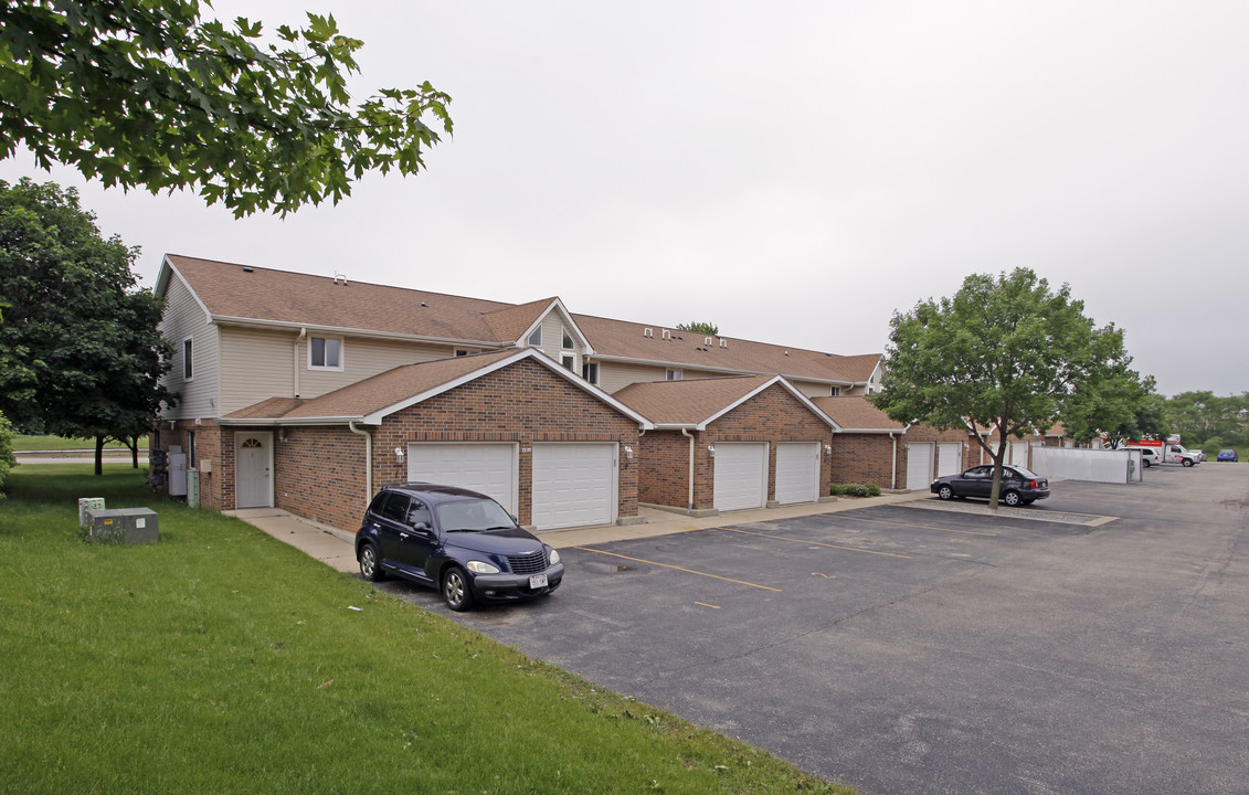 Kennedy Apartments in Janesville, WI - Building Photo