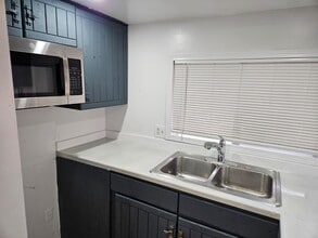 128-130 Arletta St in Reno, NV - Building Photo - Building Photo