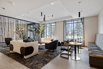 The Harth in Millburn, NJ - Foto de edificio - Building Photo