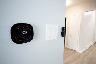 567 Warsaw Avenue in Winnipeg, MB - Building Photo - Building Photo