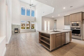 206 Abbeyville Walk in Lakeway, TX - Building Photo - Building Photo