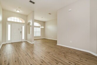 2888 Sweetspire Cir in Kissimmee, FL - Building Photo - Building Photo