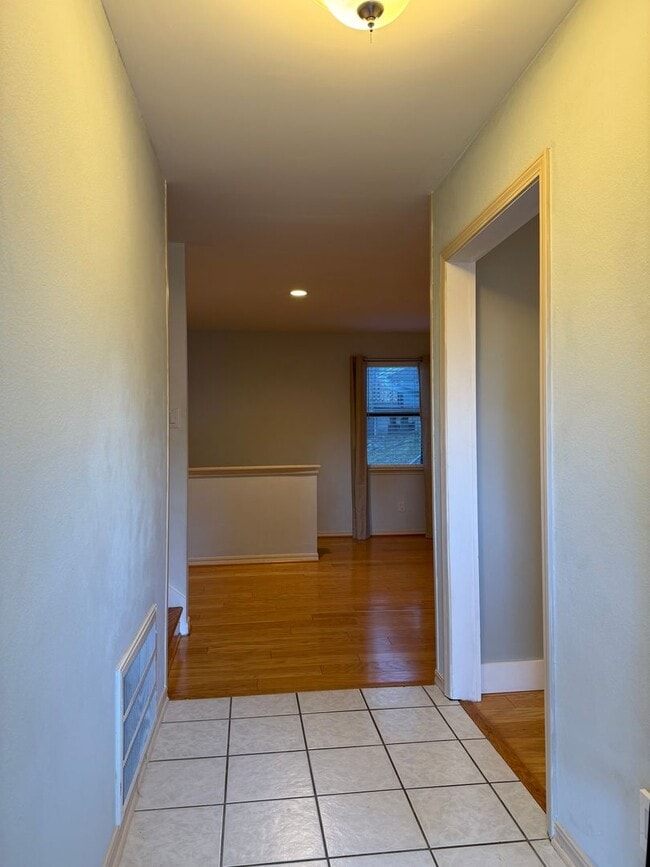 8 Shadywood Ct in Little Rock, AR - Building Photo - Building Photo