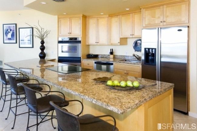 88 King St-Unit -501 in San Francisco, CA - Building Photo