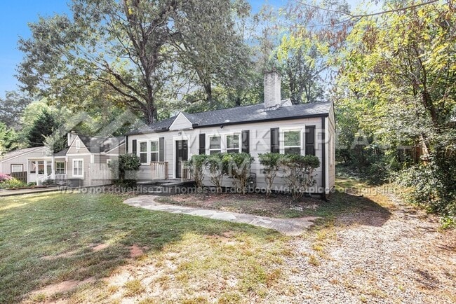 3147 Old Jonesboro Rd in Hapeville, GA - Building Photo - Building Photo