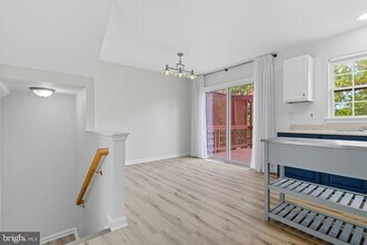 43742 Tolamac Dr in Ashburn, VA - Building Photo - Building Photo