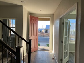 21250 E Radcliff Pl in Aurora, CO - Building Photo - Building Photo
