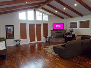 504 El Modena Ave in Newport Beach, CA - Building Photo - Building Photo