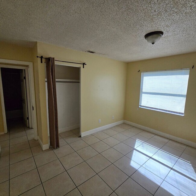 4487 Wheatley St in Orlando, FL - Building Photo - Building Photo