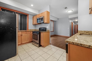 4538 W Jackson Blvd in Chicago, IL - Building Photo