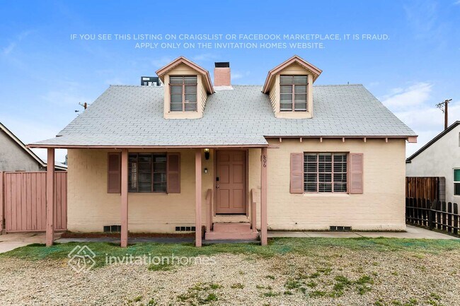 property at 806 E Amelia Ave