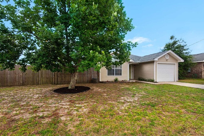 248 Terrance Ln in Mary Esther, FL - Building Photo - Building Photo