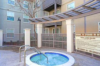 Buckingham Place Apartments in Santa Clara, CA - Foto de edificio - Building Photo