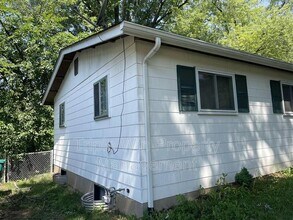 10203 Trio Ln in St. Louis, MO - Building Photo - Building Photo