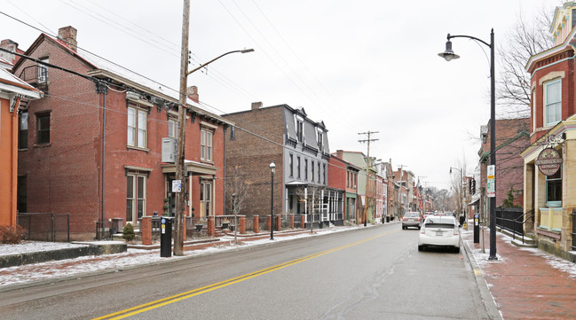 934 Western Ave in Pittsburgh, PA - Building Photo - Building Photo