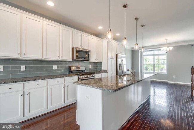 property at 43217 Whelplehill Terrace