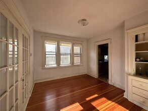 27 Durham St, Unit 2 in Somerville, MA - Building Photo - Building Photo