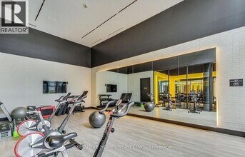 180 Mill St in Toronto, ON - Building Photo - Building Photo