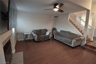 8064 Teresita Ave in Las Vegas, NV - Building Photo - Building Photo